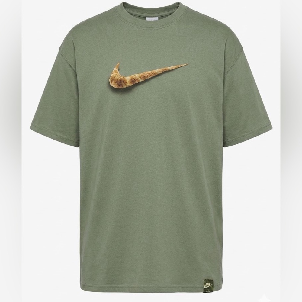 #501. Nike NWT Jade Horizon Sportswear Max90 Croissant T-Shirt - Picture 1 of 5